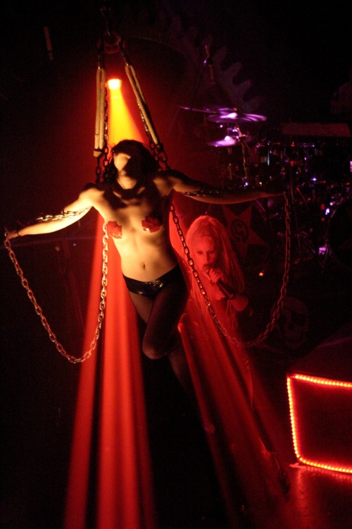 Photo of Brandy the Genitorturers Stage Performer at the DNA Lounge in San Francisco that John Schlick was Lighting Designer for.