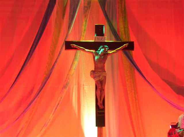 Stubenville Retreat: Red Cross.  Lighting Designer: John Schlick